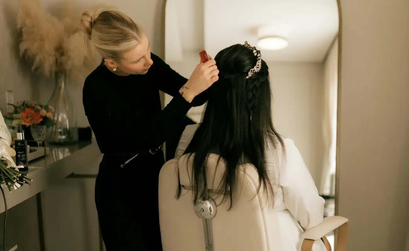 Salon Suite Rentals in Texas: What Beauty Pros Should Check Before Signing Salon Suite Rentals in Texas: What Beauty Pros Should Check Before Signing